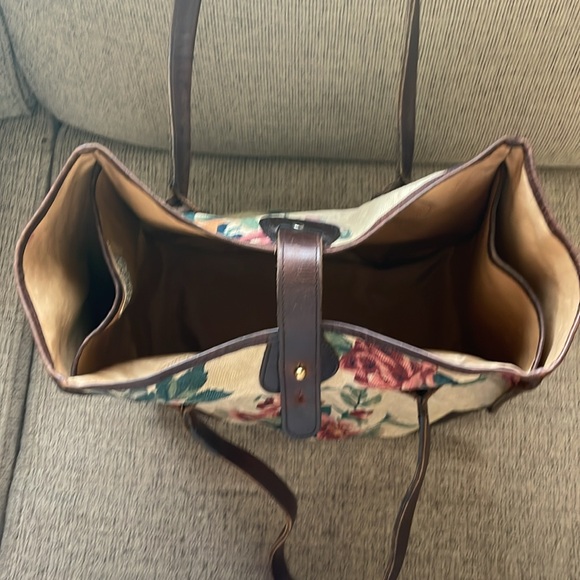ELLIVA Boston Tote - Picture 6 of 14